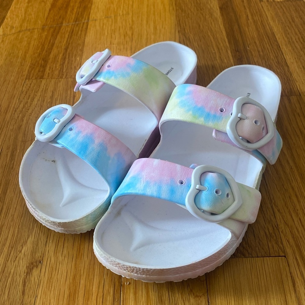 Stoney Clover Lane Target Girls Multicolor Tie Dye Sandals Heart Buckle Size 5